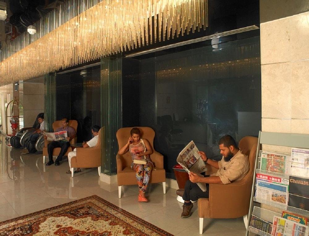 Phoenicia Grand Hotel Dubai Exterior foto