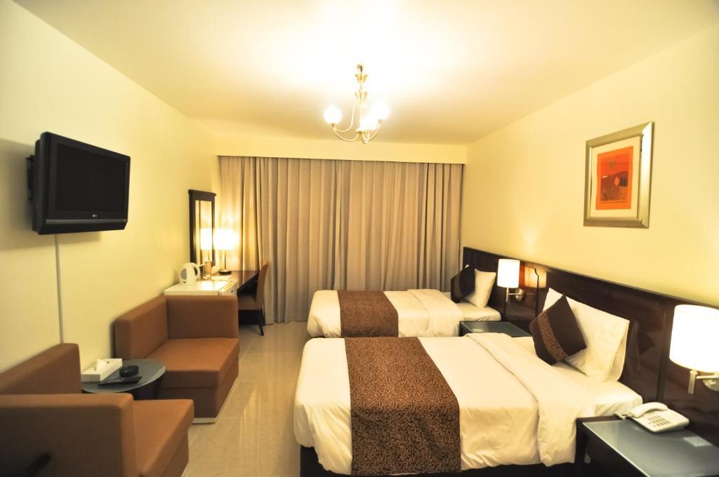 Phoenicia Grand Hotel Dubai Exterior foto