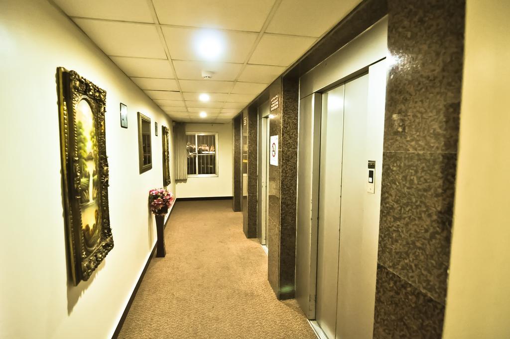 Phoenicia Grand Hotel Dubai Exterior foto